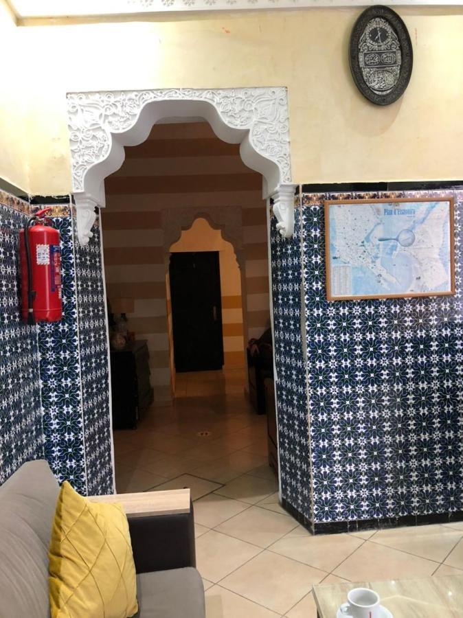 Hotel Majestic Szavíra Kültér fotó