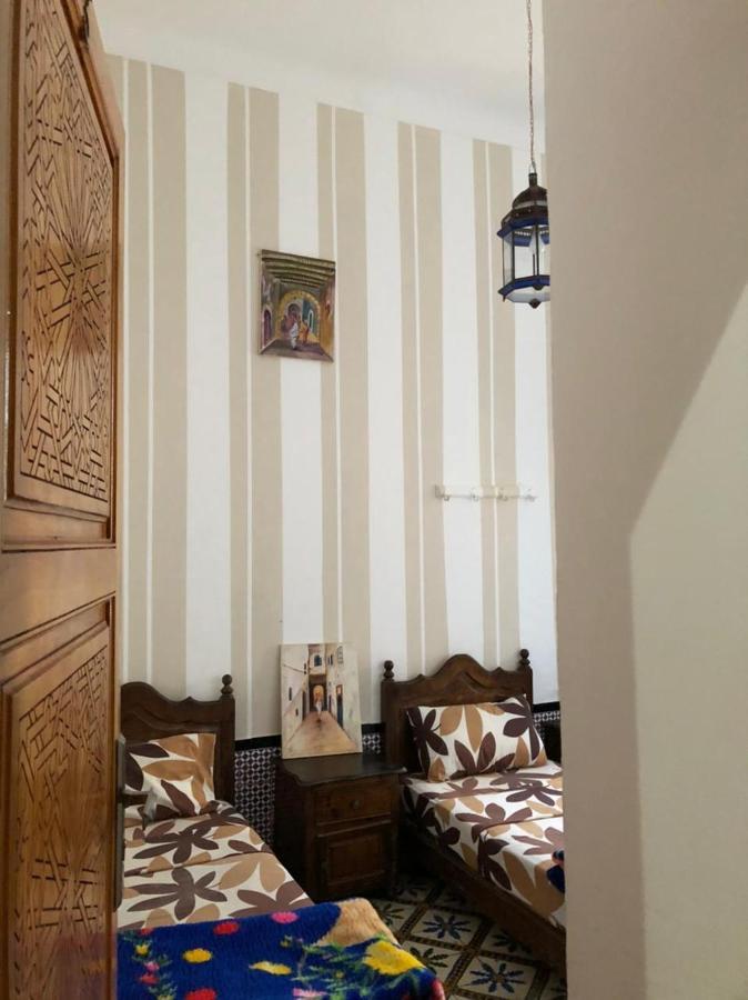 Hotel Majestic Szavíra Kültér fotó