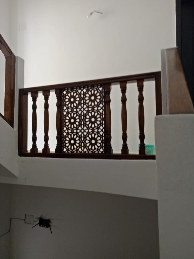 Hotel Majestic Szavíra Kültér fotó